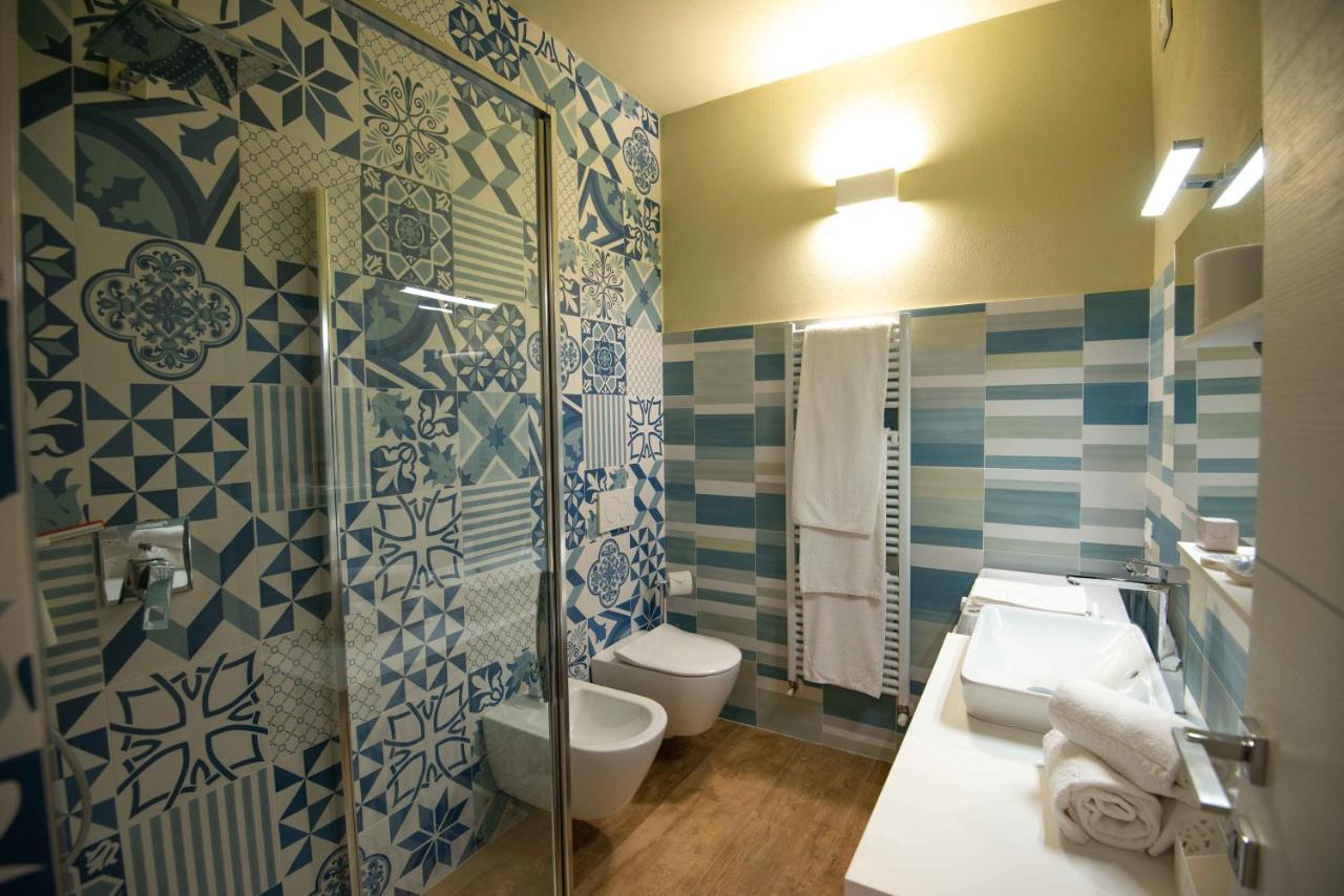 Sirmio Apartments - Narnia Stay Сирмионе Екстериор снимка