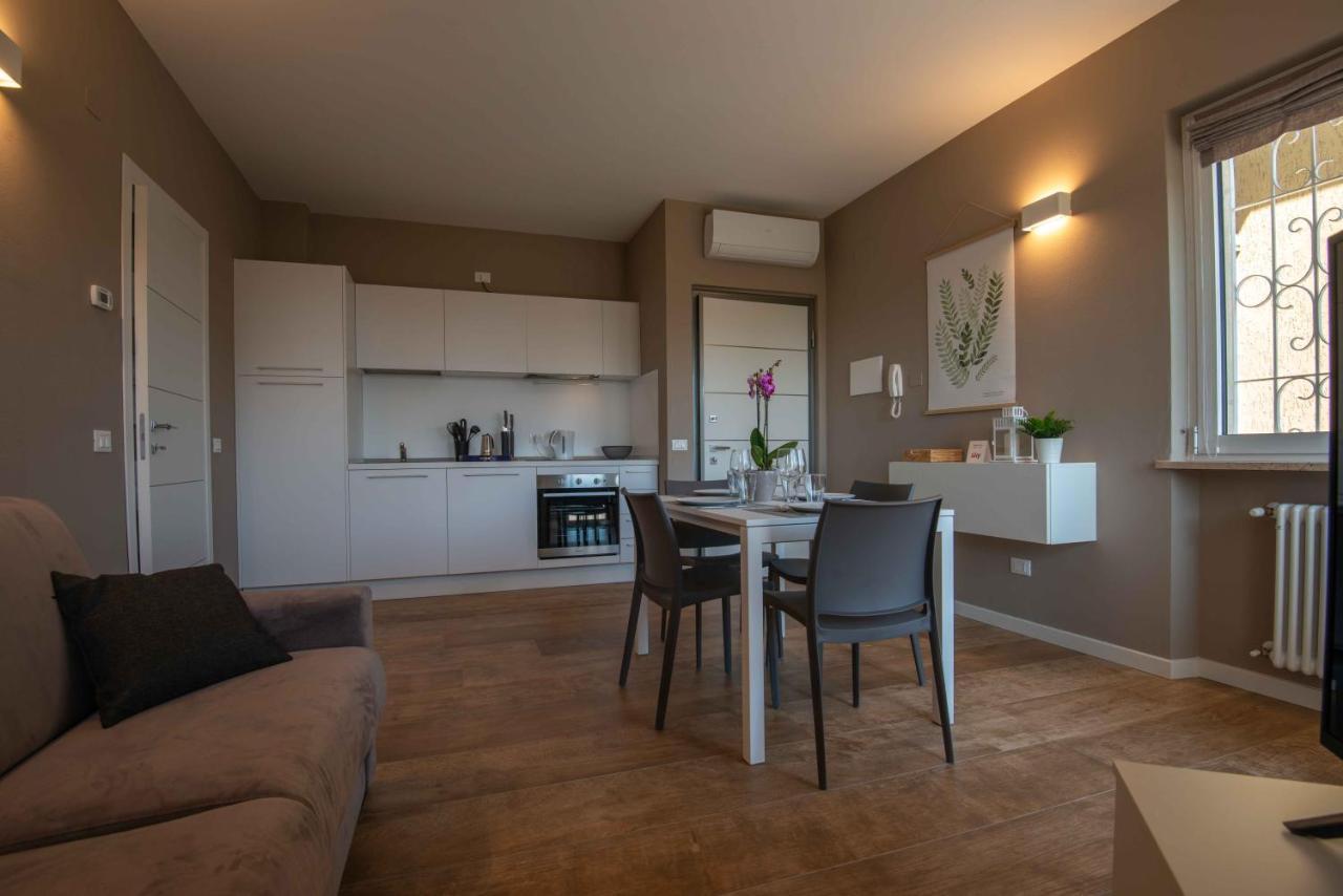 Sirmio Apartments - Narnia Stay Сирмионе Екстериор снимка