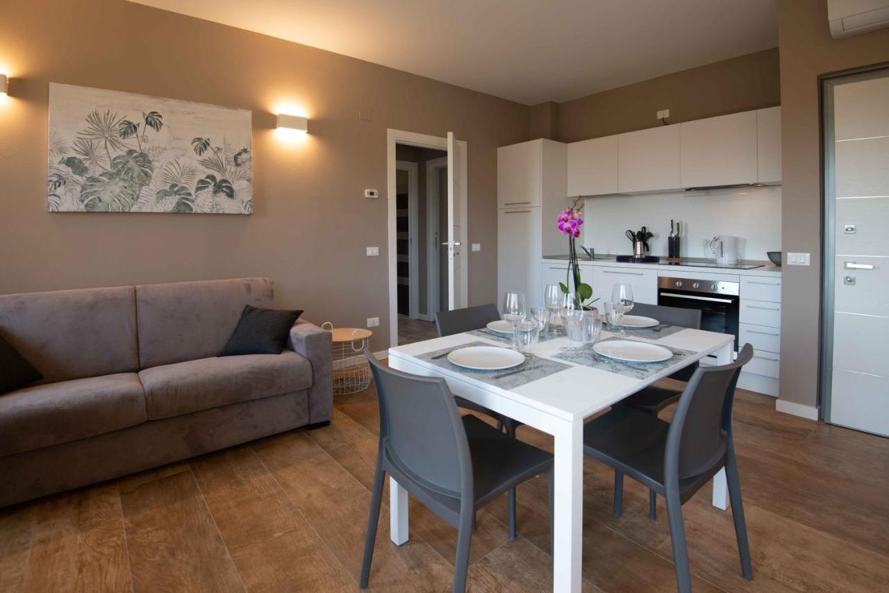 Sirmio Apartments - Narnia Stay Сирмионе Екстериор снимка
