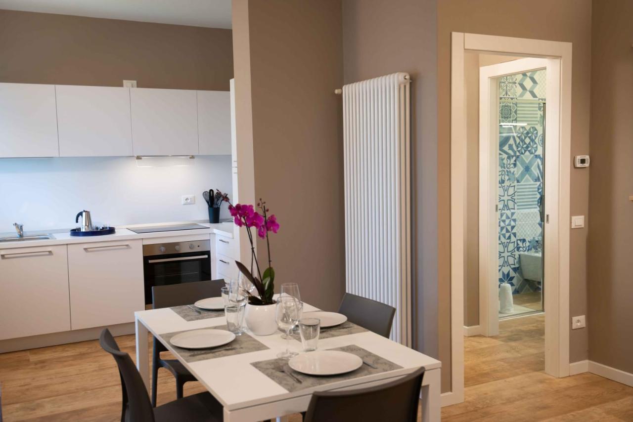 Sirmio Apartments - Narnia Stay Сирмионе Екстериор снимка