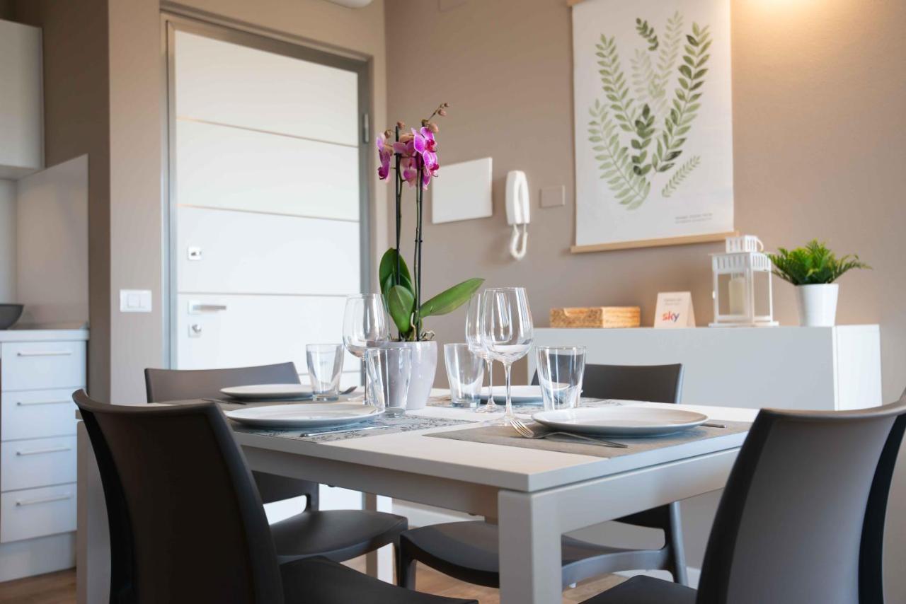 Sirmio Apartments - Narnia Stay Сирмионе Екстериор снимка